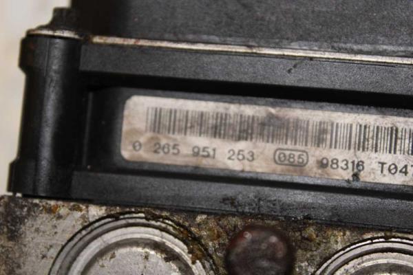 BLOC ABS CITROEN / PEUGEOT - Vue 2